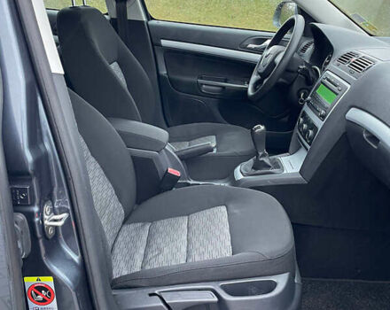 Серый Шкода Октавия, объемом двигателя 1.6 л и пробегом 181 тыс. км за 8999 $, фото 99 на Automoto.ua