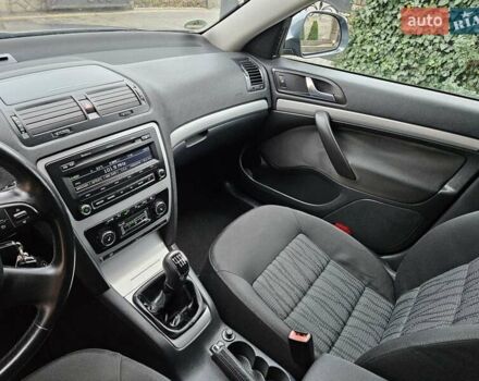 Серый Шкода Октавия, объемом двигателя 1.8 л и пробегом 178 тыс. км за 7300 $, фото 19 на Automoto.ua