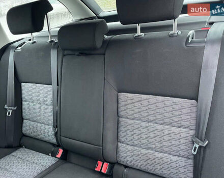 Серый Шкода Октавия, объемом двигателя 1.6 л и пробегом 181 тыс. км за 8877 $, фото 119 на Automoto.ua