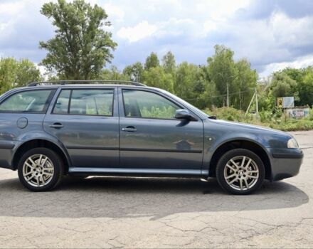 Серый Шкода Октавия, объемом двигателя 1.6 л и пробегом 199 тыс. км за 6400 $, фото 7 на Automoto.ua