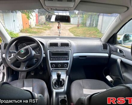 Сірий Шкода Октавія, об'ємом двигуна 1.4 л та пробігом 206 тис. км за 7100 $, фото 3 на Automoto.ua