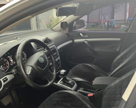 Сірий Шкода Октавія, об'ємом двигуна 1.8 л та пробігом 252 тис. км за 7100 $, фото 4 на Automoto.ua