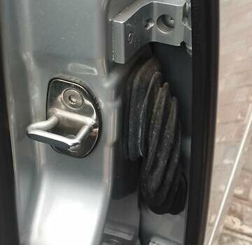 Серый Шкода Октавия, объемом двигателя 1.8 л и пробегом 215 тыс. км за 8000 $, фото 8 на Automoto.ua