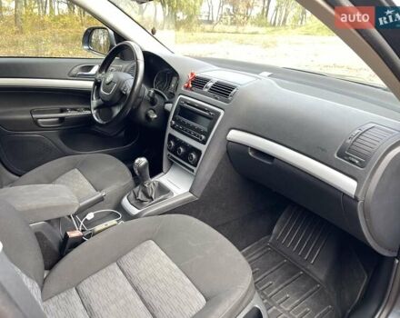 Шкода Октавія 2009 у Калуше на Automoto.ua Сірий Шкода Октавія, об'ємом двигуна 1.4 л та пробігом 200 тис. км за 7400 $, фото 12 на Automoto.ua