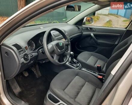 Серый Шкода Октавия, объемом двигателя 1.6 л и пробегом 250 тыс. км за 7370 $, фото 43 на Automoto.ua