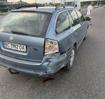 Шкода Октавия 2009 в Львове на Automoto.ua Серый Шкода Октавия, объемом двигателя 1.34 л и пробегом 220 тыс. км за 6400 $, фото 11 на Automoto.ua