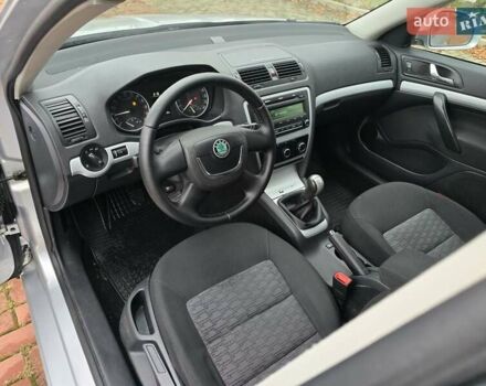 Сірий Шкода Октавія, об'ємом двигуна 1.9 л та пробігом 180 тис. км за 6700 $, фото 7 на Automoto.ua