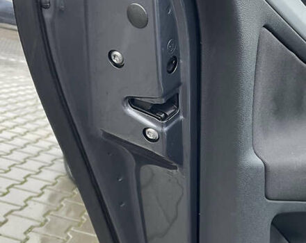 Серый Шкода Октавия, объемом двигателя 1.6 л и пробегом 181 тыс. км за 8999 $, фото 75 на Automoto.ua