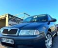 Серый Шкода Октавия, объемом двигателя 1.6 л и пробегом 218 тыс. км за 5500 $, фото 1 на Automoto.ua