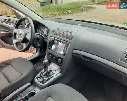 Серый Шкода Октавия, объемом двигателя 1.6 л и пробегом 250 тыс. км за 7550 $, фото 37 на Automoto.ua