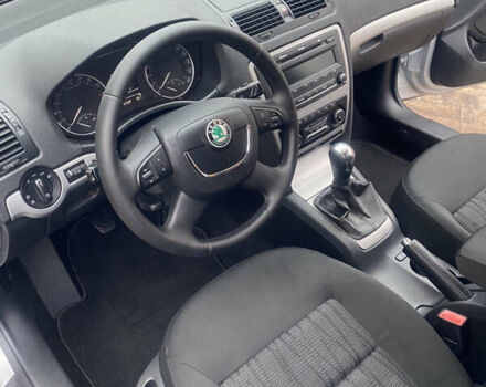 Сірий Шкода Октавія, об'ємом двигуна 1.9 л та пробігом 341 тис. км за 6800 $, фото 26 на Automoto.ua