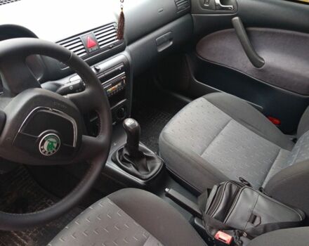 Серый Шкода Октавия, объемом двигателя 1.6 л и пробегом 283 тыс. км за 5850 $, фото 4 на Automoto.ua