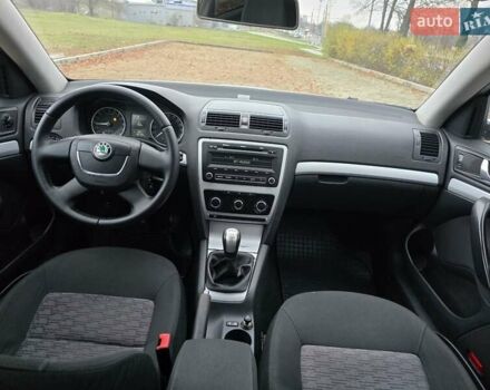Сірий Шкода Октавія, об'ємом двигуна 0 л та пробігом 180 тис. км за 6700 $, фото 17 на Automoto.ua