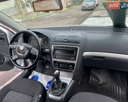 Серый Шкода Октавия, объемом двигателя 1.4 л и пробегом 193 тыс. км за 7599 $, фото 55 на Automoto.ua