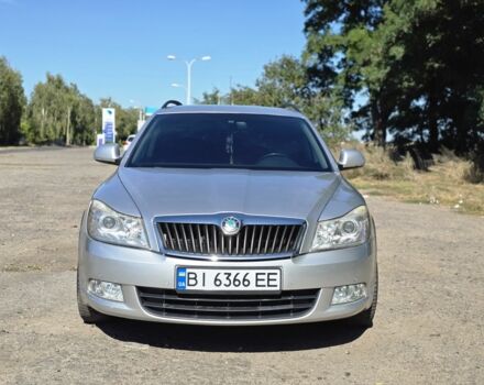 Серый Шкода Октавия, объемом двигателя 2 л и пробегом 240 тыс. км за 8600 $, фото 1 на Automoto.ua