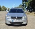 Серый Шкода Октавия, объемом двигателя 2 л и пробегом 240 тыс. км за 8600 $, фото 1 на Automoto.ua