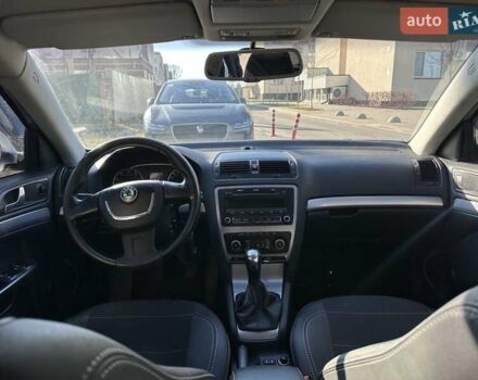 Серый Шкода Октавия, объемом двигателя 1.8 л и пробегом 263 тыс. км за 6750 $, фото 12 на Automoto.ua