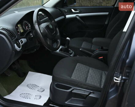 Сірий Шкода Октавія, об'ємом двигуна 1.6 л та пробігом 232 тис. км за 7700 $, фото 7 на Automoto.ua