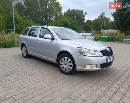 Серый Шкода Октавия, объемом двигателя 1.6 л и пробегом 241 тыс. км за 7450 $, фото 2 на Automoto.ua