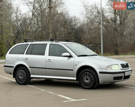 Серый Шкода Октавия, объемом двигателя 1.6 л и пробегом 205 тыс. км за 4750 $, фото 3 на Automoto.ua