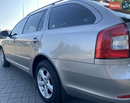Серый Шкода Октавия, объемом двигателя 1.6 л и пробегом 165 тыс. км за 9600 $, фото 5 на Automoto.ua