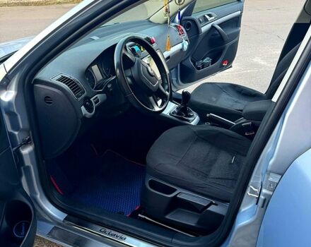 Серый Шкода Октавия, объемом двигателя 1.6 л и пробегом 302 тыс. км за 7500 $, фото 9 на Automoto.ua