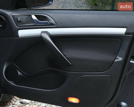 Сірий Шкода Октавія, об'ємом двигуна 1.6 л та пробігом 232 тис. км за 7700 $, фото 24 на Automoto.ua