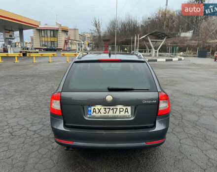 Серый Шкода Октавия, объемом двигателя 1.39 л и пробегом 222 тыс. км за 7500 $, фото 4 на Automoto.ua