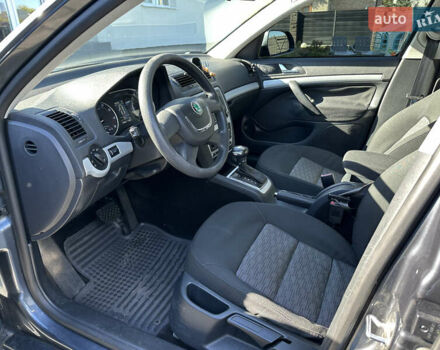 Серый Шкода Октавия, объемом двигателя 1.39 л и пробегом 221 тыс. км за 6700 $, фото 6 на Automoto.ua