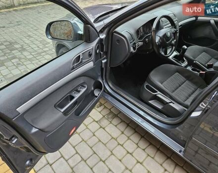 Серый Шкода Октавия, объемом двигателя 1.8 л и пробегом 178 тыс. км за 7300 $, фото 12 на Automoto.ua