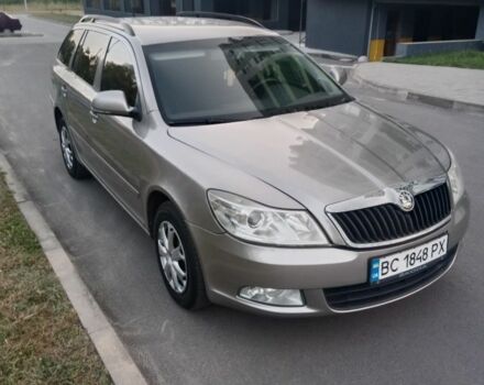 Серый Шкода Октавия, объемом двигателя 1.6 л и пробегом 270 тыс. км за 5600 $, фото 4 на Automoto.ua