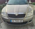 Серый Шкода Октавия, объемом двигателя 1.6 л и пробегом 327 тыс. км за 6500 $, фото 1 на Automoto.ua