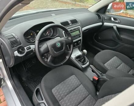 Серый Шкода Октавия, объемом двигателя 1.9 л и пробегом 180 тыс. км за 6700 $, фото 6 на Automoto.ua