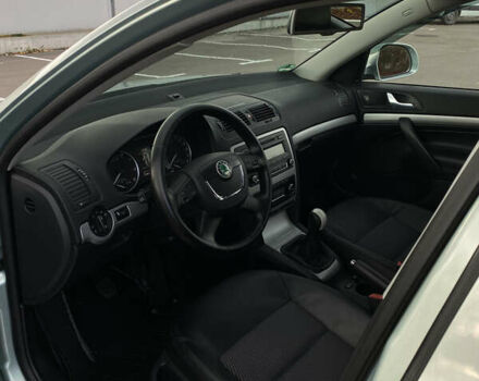 Сірий Шкода Октавія, об'ємом двигуна 1.8 л та пробігом 230 тис. км за 7100 $, фото 30 на Automoto.ua