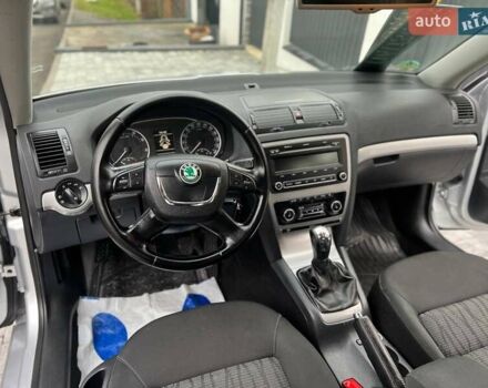 Серый Шкода Октавия, объемом двигателя 1.4 л и пробегом 193 тыс. км за 7599 $, фото 52 на Automoto.ua