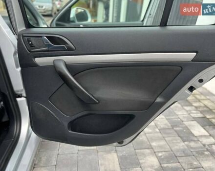 Серый Шкода Октавия, объемом двигателя 1.4 л и пробегом 193 тыс. км за 7599 $, фото 56 на Automoto.ua