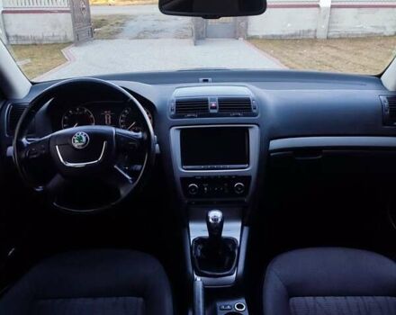 Серый Шкода Октавия, объемом двигателя 1.8 л и пробегом 235 тыс. км за 7200 $, фото 12 на Automoto.ua