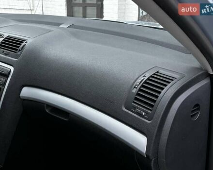 Серый Шкода Октавия, объемом двигателя 1.6 л и пробегом 203 тыс. км за 8099 $, фото 72 на Automoto.ua