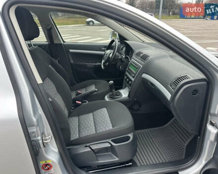 Серый Шкода Октавия, объемом двигателя 1.6 л и пробегом 168 тыс. км за 7250 $, фото 14 на Automoto.ua