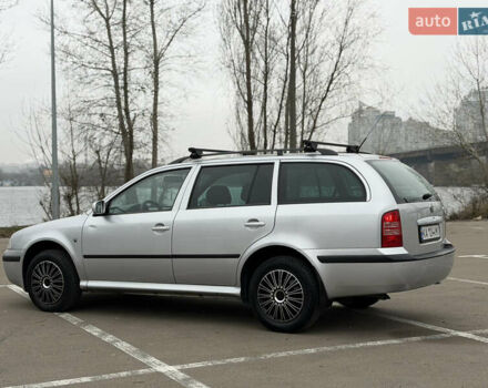 Серый Шкода Октавия, объемом двигателя 1.6 л и пробегом 205 тыс. км за 4750 $, фото 9 на Automoto.ua