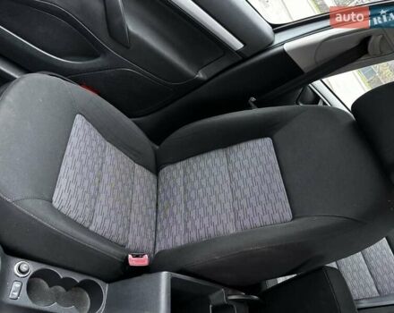 Серый Шкода Октавия, объемом двигателя 1.6 л и пробегом 203 тыс. км за 8099 $, фото 88 на Automoto.ua