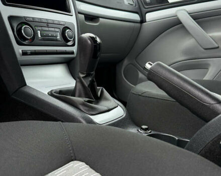 Серый Шкода Октавия, объемом двигателя 1.6 л и пробегом 176 тыс. км за 8999 $, фото 64 на Automoto.ua