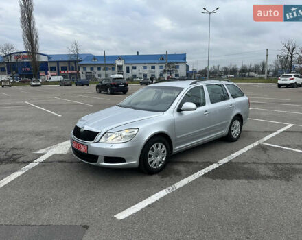 Серый Шкода Октавия, объемом двигателя 1.6 л и пробегом 168 тыс. км за 7250 $, фото 1 на Automoto.ua