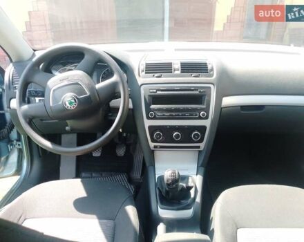 Серый Шкода Октавия, объемом двигателя 1.8 л и пробегом 138 тыс. км за 7600 $, фото 13 на Automoto.ua