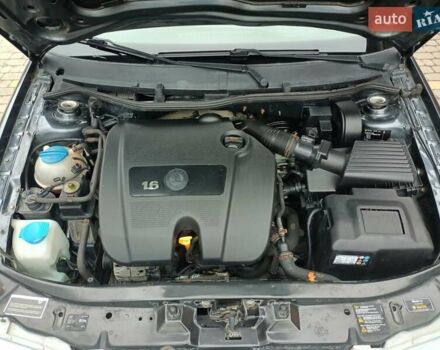 Серый Шкода Октавия, объемом двигателя 1.6 л и пробегом 224 тыс. км за 5999 $, фото 2 на Automoto.ua