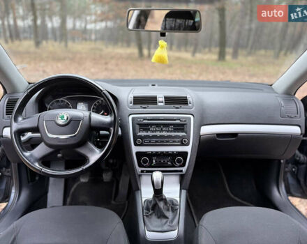 Серый Шкода Октавия, объемом двигателя 1.8 л и пробегом 220 тыс. км за 8200 $, фото 23 на Automoto.ua