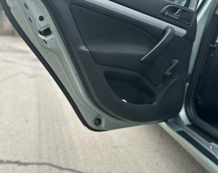 Серый Шкода Октавия, объемом двигателя 1.6 л и пробегом 261 тыс. км за 6100 $, фото 11 на Automoto.ua