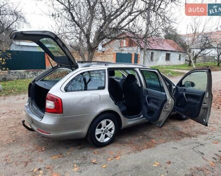 Серый Шкода Октавия, объемом двигателя 1.6 л и пробегом 250 тыс. км за 7550 $, фото 61 на Automoto.ua