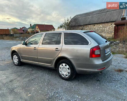 Шкода Октавія 2009 у Києві на Automoto.ua Сірий Шкода Октавія, об'ємом двигуна 1.9 л та пробігом 400 тис. км за 3150 $, фото 3 на Automoto.ua