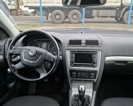 Серый Шкода Октавия, объемом двигателя 0 л и пробегом 197 тыс. км за 7900 $, фото 4 на Automoto.ua